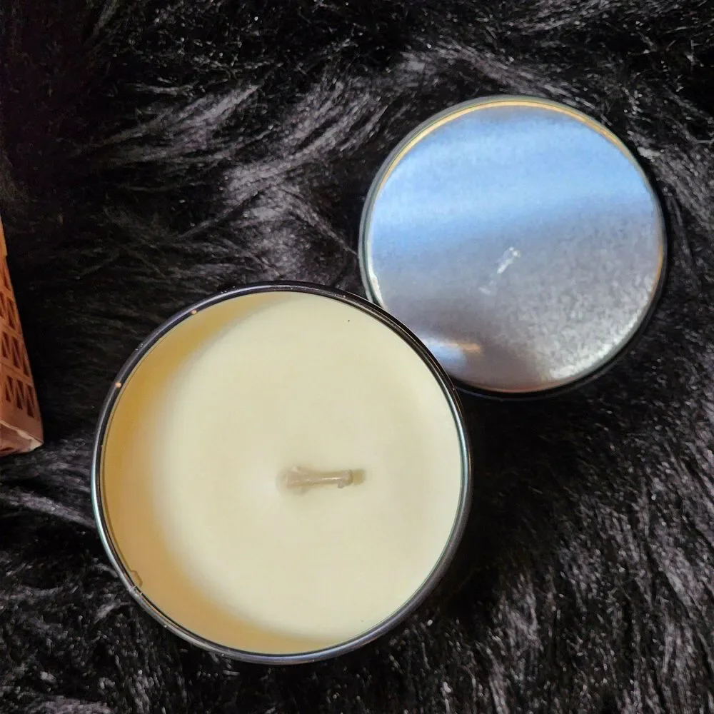 Candle - Vanilla Lavender Scent, 10oz, Soy Wax
